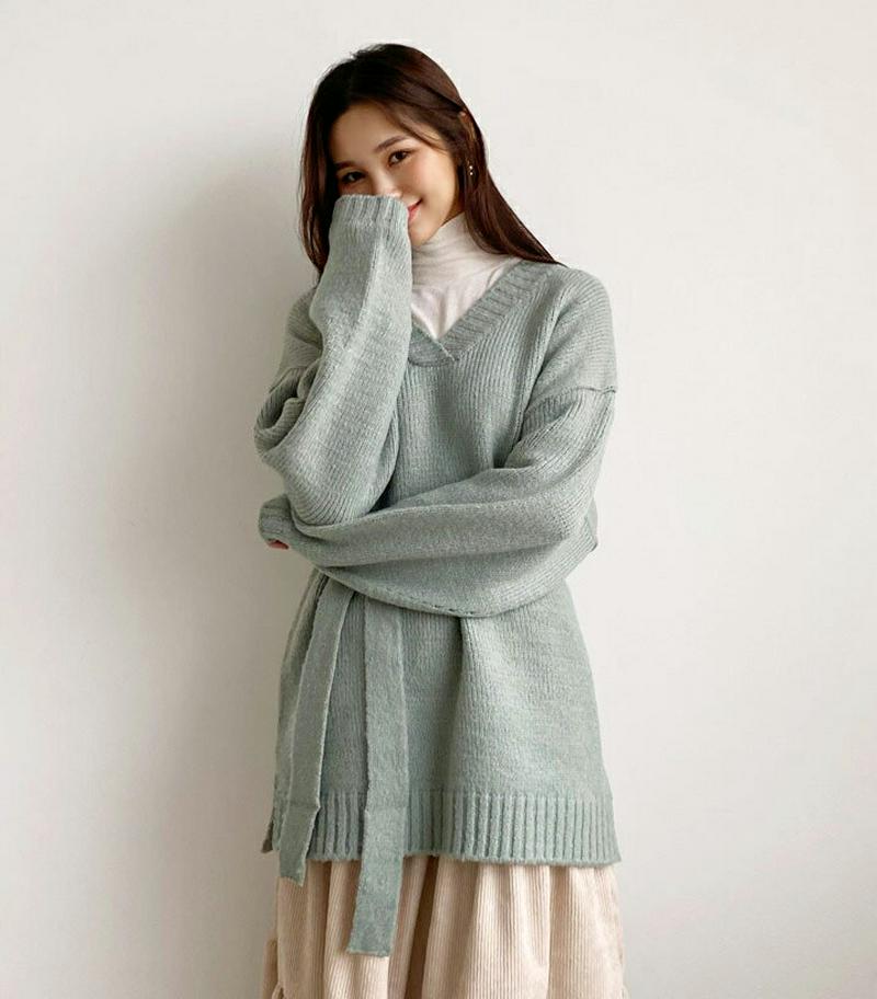 【只今10%OFF】ストラップ付Vネックルーズニット・全4色・t61169 レディース 【tops】【トップス ニット ニットトップス 長袖 Vネック ル—ズ ゆったり ストラップ 単色 無地 シンプル 大人 カジュアル 秋 冬 韓国 ファッション】