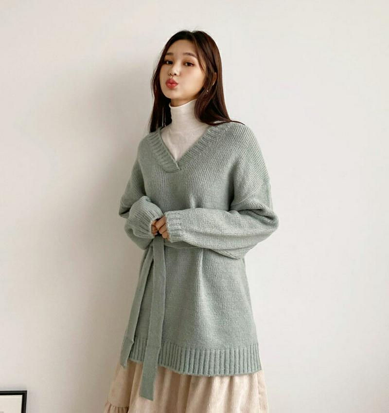 【只今10%OFF】ストラップ付Vネックルーズニット・全4色・t61169 レディース 【tops】【トップス ニット ニットトップス 長袖 Vネック ル—ズ ゆったり ストラップ 単色 無地 シンプル 大人 カジュアル 秋 冬 韓国 ファッション】
