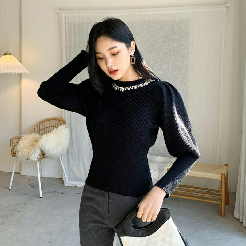 【只今10%OFF】パールキュービックパフニット・全3色・b61964 レディース 【tops】【韓国 ファッション トップス ニット ラウンドネック 長袖 パフスリーブ ぼわん袖 ボリューム袖 リブニット 上品 大人 高見え エレガント スリム 細身 きれいめ カジュアル 秋 冬】