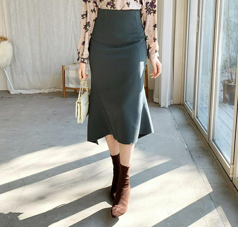 【只今10%OFF】アンバランスマーメイドスカート・全5色・b61984 レディース 【sk】【韓国 ファッション ボトムス スカート ロング ミモレ丈 スリム 細身 タイト 無地 マーメイド 大人 上品 フェミニン カジュアル 秋 冬】