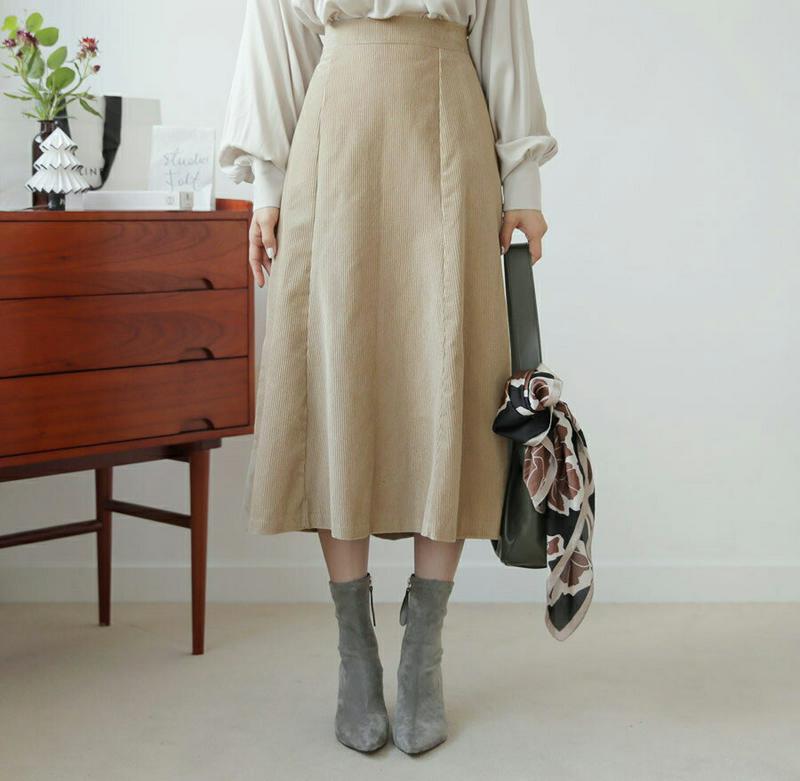 【只今10%OFF】コーデュロイフレアスカート・全2色・t61233 レディース 【sk】【韓国 ファッション ボトムス スカート ロング フレア Aライン ミモレ 無地 シンプル デイリー フェミニン 大人 カジュアル 秋 冬】