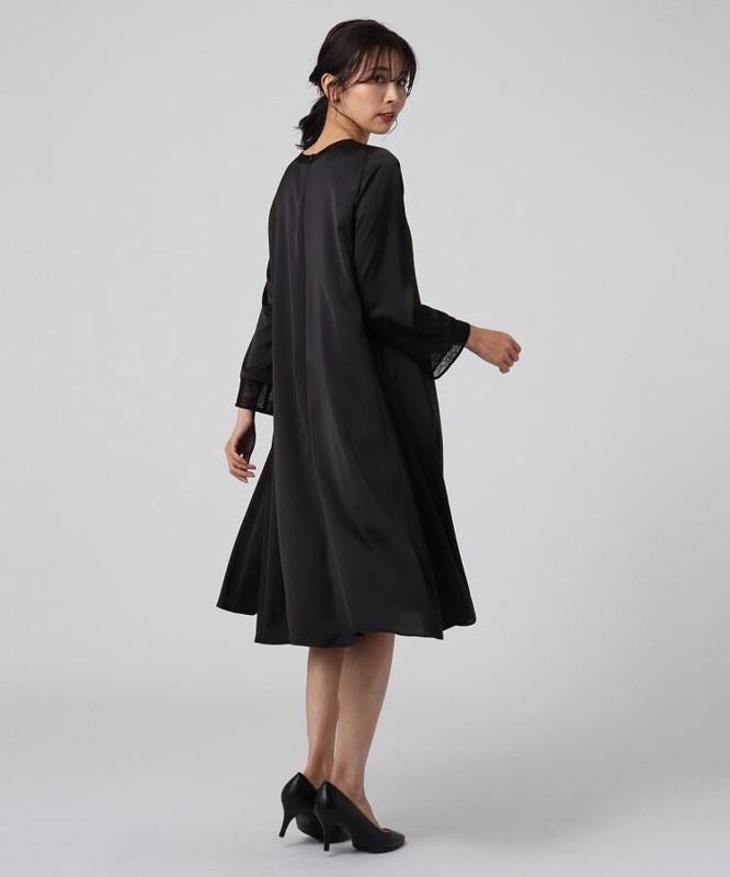 リッシュサテンレースワンピース