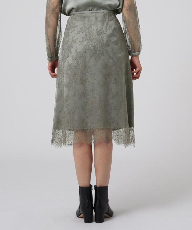 レースミモレスカート