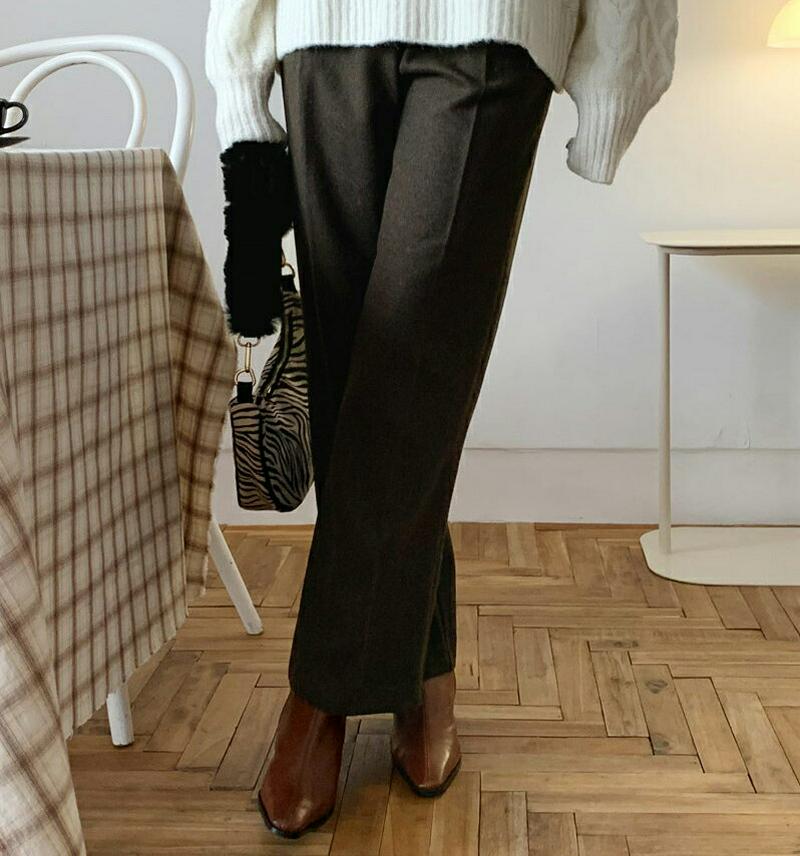 【只今10%OFF】タックスラックス・全5色・t62128 レディース 【pt】【韓国 ファッション ボトムス パンツ ロング フルレングス 10分丈 十分丈 ストレート ハイウエスト スリム 無地 オフィス 仕事 職場 フォーマル ハイウエスト 脚長 着痩せ 体型カバー カジュアル 秋 冬】