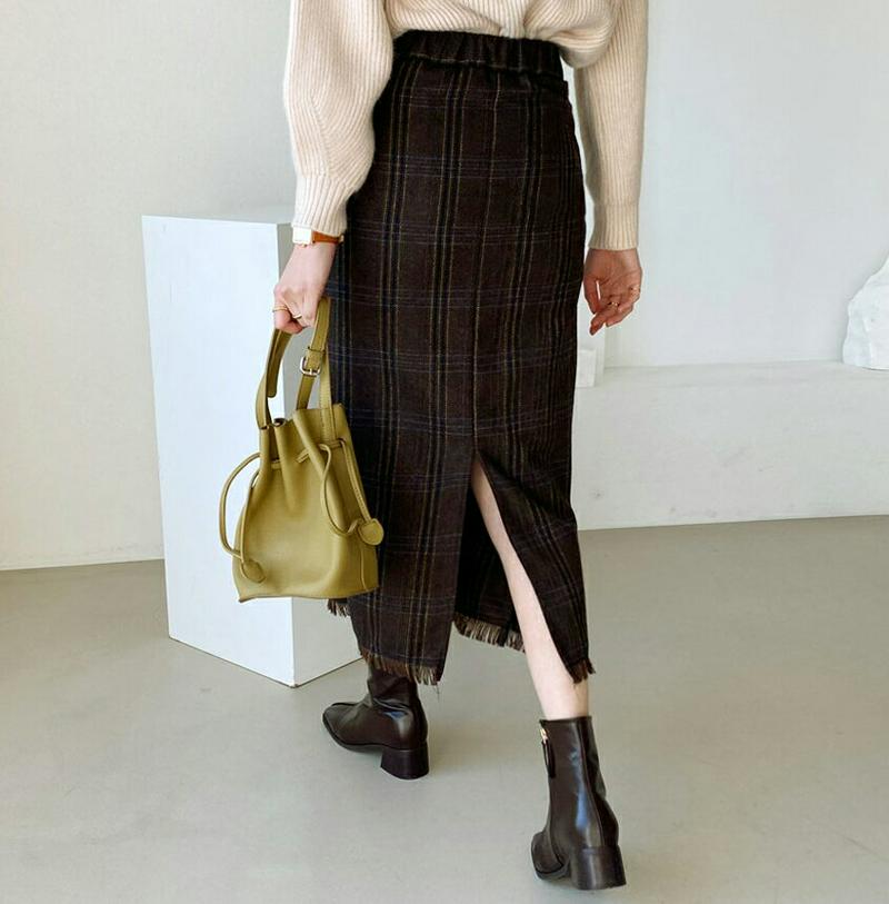 【只今10%OFF】フリンジチェックスカート・全2色・t64608 レディース 【sk】【韓国 ファッション ボトムス スカート ロング Aライン フレア タータンチェック ビンテージ レトロ カジュアル 秋 冬】