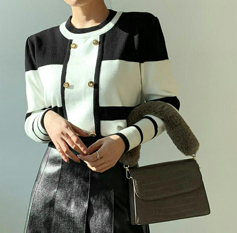 フェイクボタン配色ニット・全2色・b65676 レディース 【tops】【トップス ニット ニットトップス 長袖 配色 大人 モダン フェイクボタン パフ袖 パフスリーブ 秋 冬 韓国 ファッション】【ハイホリHIHOLLI】