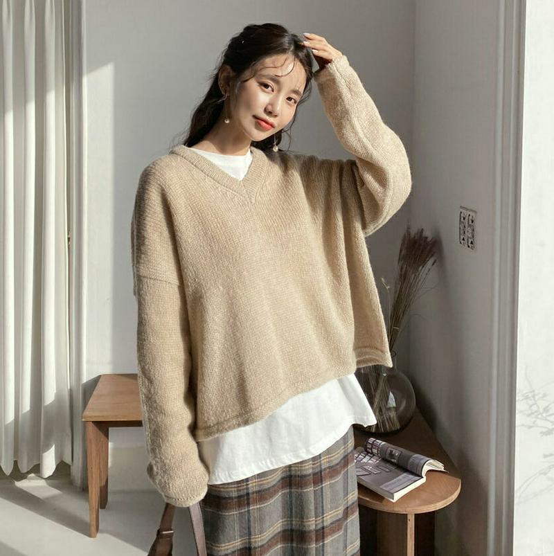 【只今10%OFF】Vネックルーズニット・全5色・b62142 レディース 【tops】【韓国 ファッション トップス ニット ラウンドネック 長袖 ロングスリーブ ルーズ ゆったり ドロップショルダー 無地 体型カバー オーバーサイズ お尻カバー ローゲージ カジュアル 秋 冬】