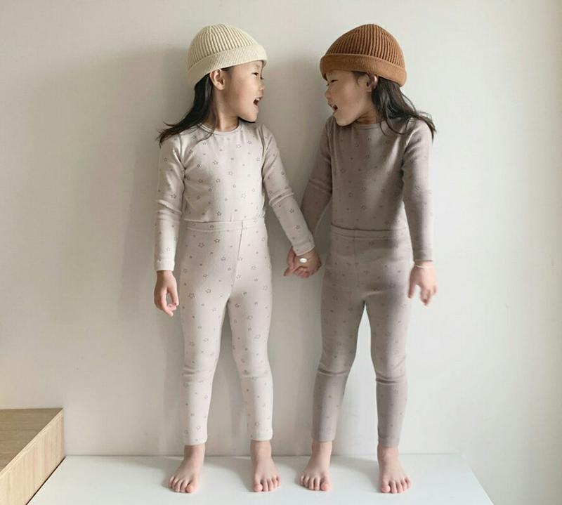 【キッズ30%OFF】スタールームウェア上下SET(kids)・u10160 キッズ【3~8才】【uw】【ルームウェア 部屋着 パジャマ 上下 長袖 パンツ ズボン 星柄 可愛い かわいい 女の子 男の子 韓国 韓国子供服 子供 こども 子供服 こども服】【KIDS】