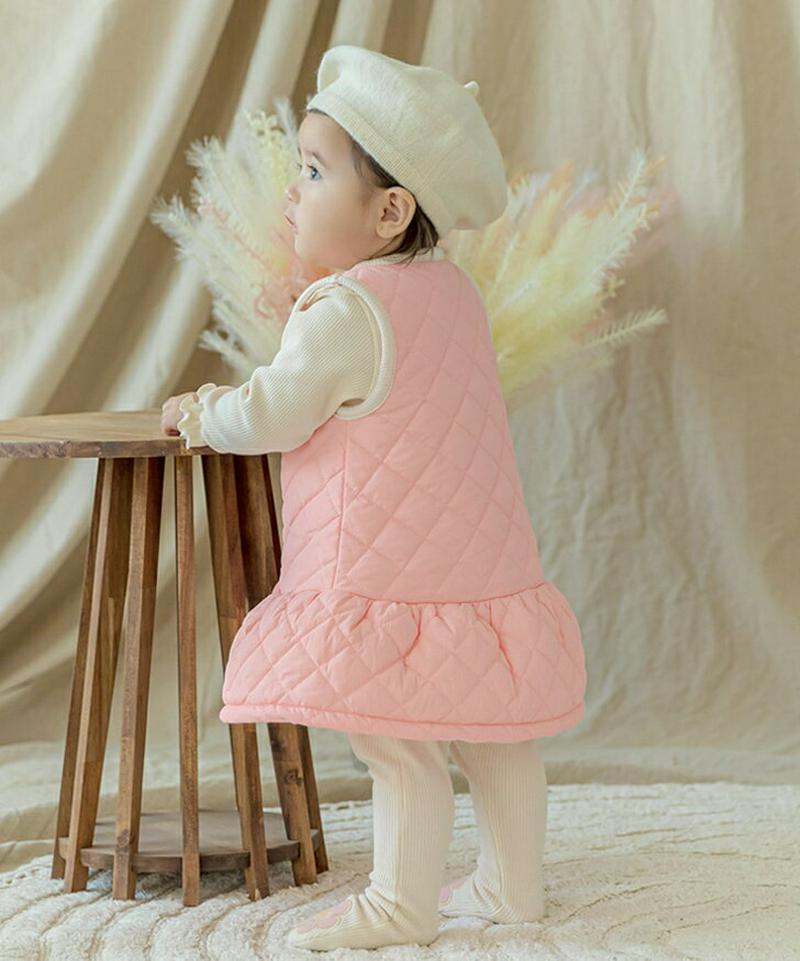 キルトワンピース(ピンク)・p010045 キッズ【0~2才】【ops】【ワンピース キルト キルティング 単色 シンプル カジュアル レイヤード スリーブレス ノースリーブ かわいい 女の子 秋 冬 韓国 韓国子供服 子供 こども 子供服 こども服】【KIDS】