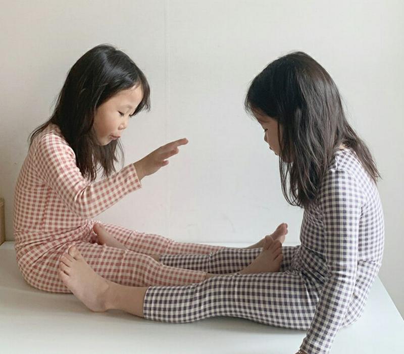 【キッズ30%OFF】ギンガムチェックルームウェア上下SET(kids)・u10162 キッズ【3~8才】【uw】【パジャマ ルームウェア 部屋着 チェック柄 ギンガムチェック 長袖 パンツ ズボン 上下 女の子 男の子 韓国 韓国子供服 子供 こども 子供服 こども服】【KIDS】