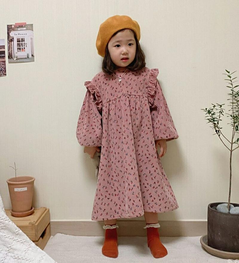 【キッズ30%OFF】花柄コーデュロイフリルワンピース・u09984 キッズ【3~8才】【ops】【ワンピース ロング ロングワンピース 長袖 コーデュロイ 花柄 フラワー フリル ガーリー 女の子 秋 冬 韓国 韓国子供服 子供 こども 子供服 こども服】【KIDS】