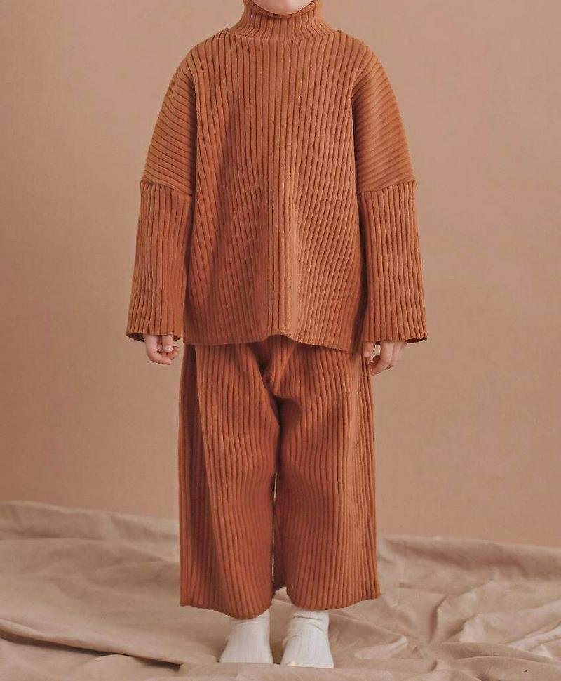 【キッズ30%OFF】両起毛ハイネックリブTシャツ上下SET・p010012 キッズ【3~8才】【set】【セットアップ setup トップス 長袖 ハイネック リブ パンツ ズボン 単色 上下 起毛 裏起毛 女の子 男の子 冬 韓国 韓国子供服 子供 こども 子供服 こども服】【KIDS】