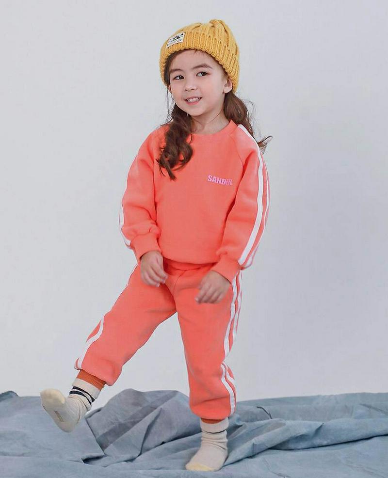 【キッズ30%OFF】両起毛サンダースウェット上下SET・p010016 キッズ【3~8才】【set】【セットアップ setup 上下 トップス スウェット トレーナー 長袖 パンツ ズボン 裏起毛 ロゴ サイドライン 女の子 男の子 冬 韓国 韓国子供服 子供 こども 子供服 こども服】【KIDS】