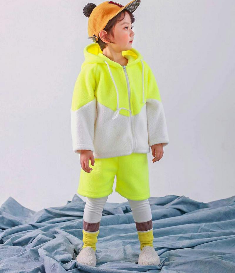 【キッズ30%OFF】ネオン配色ジップアップスウェット3点SET・p010019 キッズ【3~8才】【set】【セット set パーカー トップス 長袖 ハーフパンツ 半ズボン パンツ ズボン 長ズボン ネオン 女の子 男の子 秋 冬 韓国 韓国子供服 子供 こども 子供服 こども服】【KIDS】