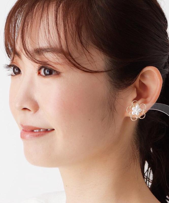 ワイヤーフラワーパール調ピアス