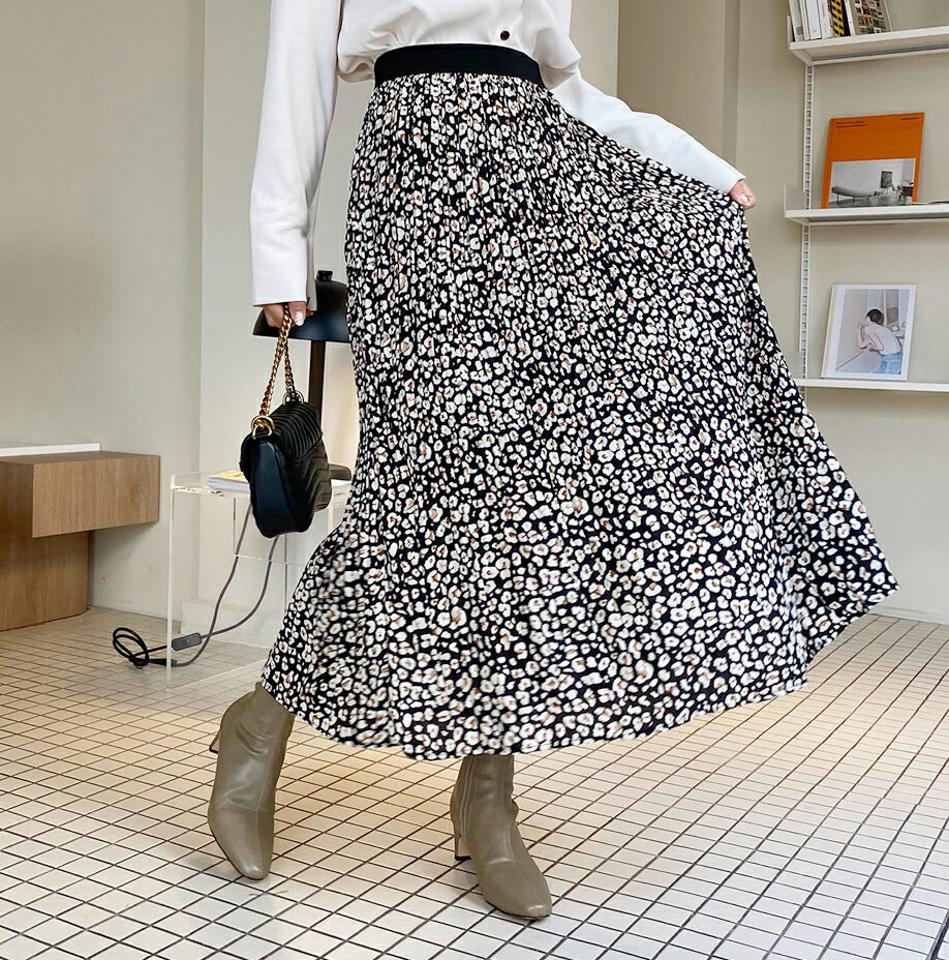 レオパードプリーツスカート・全3色・b62143 レディース 【sk】【韓国 ファッション ボトムス スカート ロング フレア Aライン パターン 柄 ヒョウ柄 アニマル柄 揺れる ウエストゴム カジュアル 秋 冬】【STYLE】