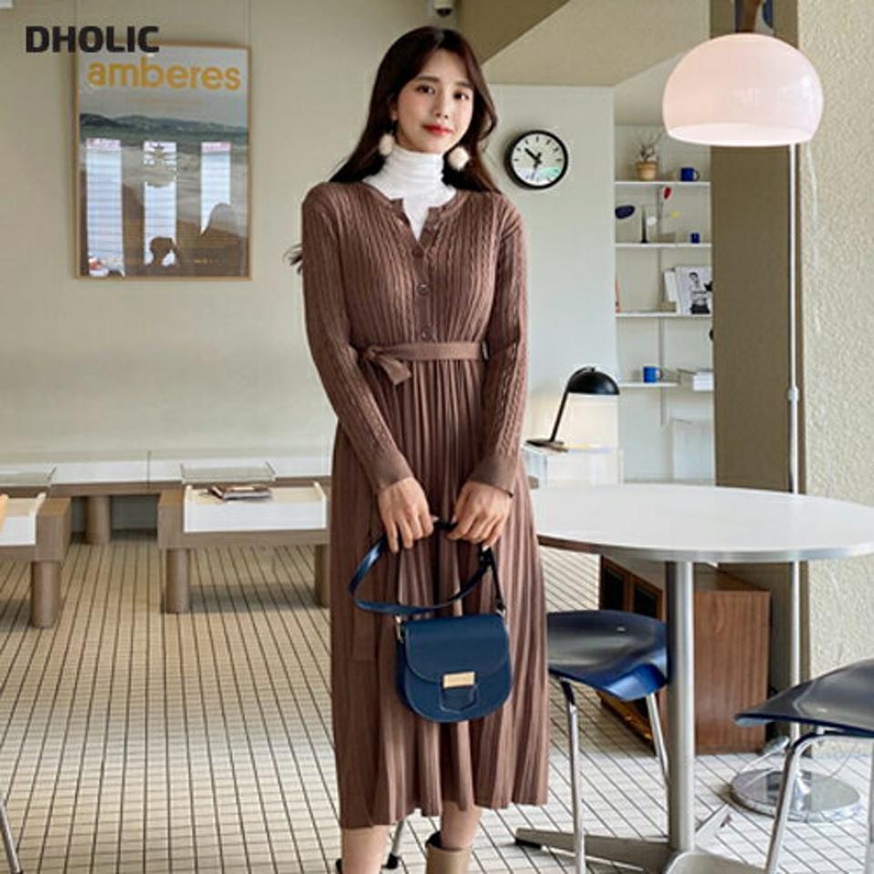 ストラップ付ニットワンピース・全3色・b62134 レディース 【ops】【韓国 ファッション ワンピース ロング フレア Aライン ラウンドネック 長袖 スリム 細身 タイト ニット ツイストニット ハーフオープン ボタン カジュアル 秋 冬】【STYLE】