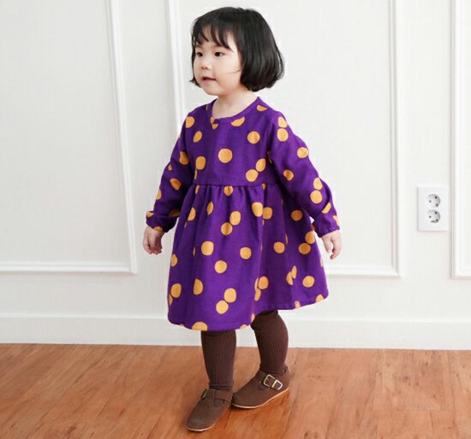 両起毛ドットフレアワンピース・p010296 キッズ【3~8才】【ops】【ワンピース ミディ丈 ミディワンピース 長袖 ドット柄 フレア フレアワンピース 裏起毛 両起毛 起毛 女の子 冬 韓国 韓国子供服 子供 こども 子供服 こども服】【KIDS】