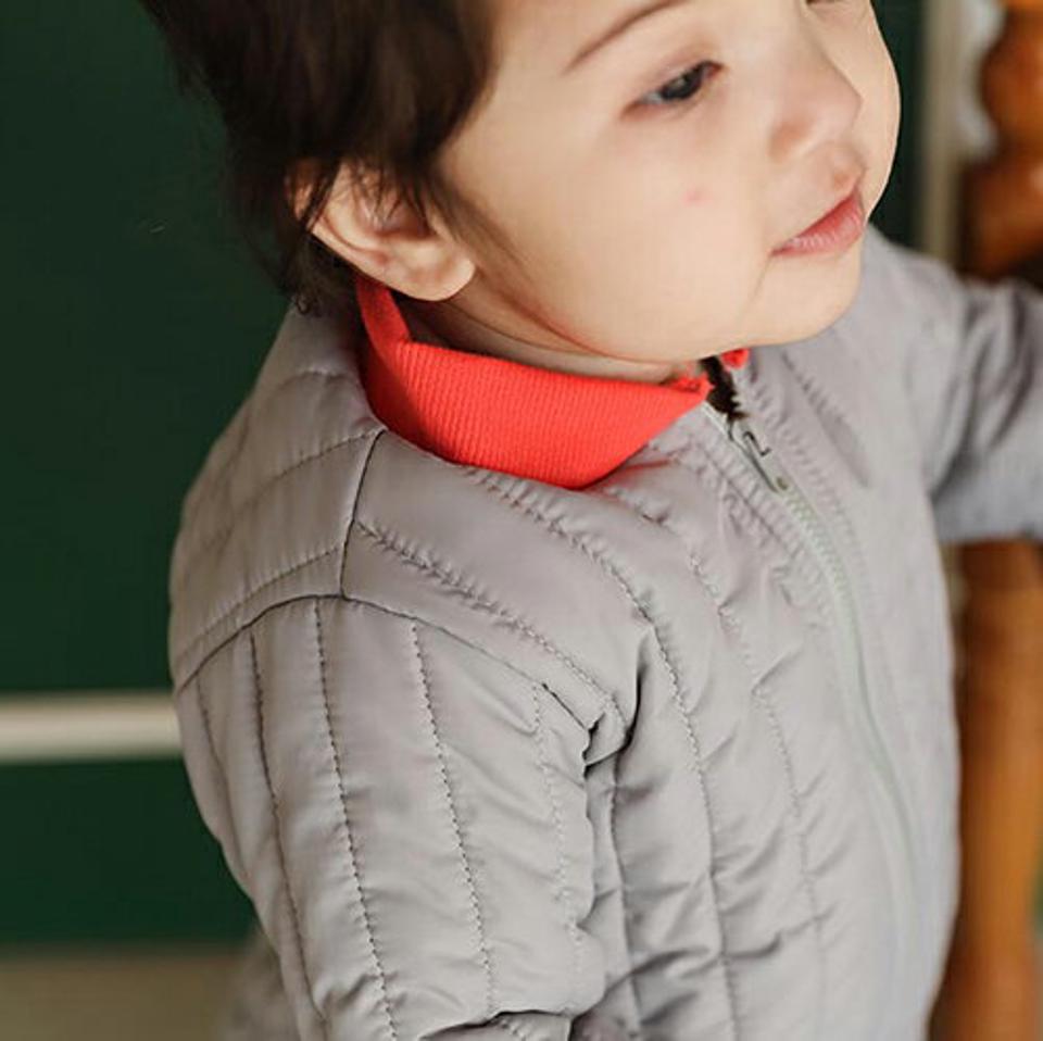 【キッズ30%OFF】配色ネックキルティングロンパース・u10472 キッズ【0~2才】【bc】【ロンパース キルト キルティング 長袖 パンツ ズボン 長ズボン 単色 無地 シンプル カジュアル 女の子 男の子 秋 冬 韓国 韓国子供服 子供 こども 子供服 こども服】【KIDS】