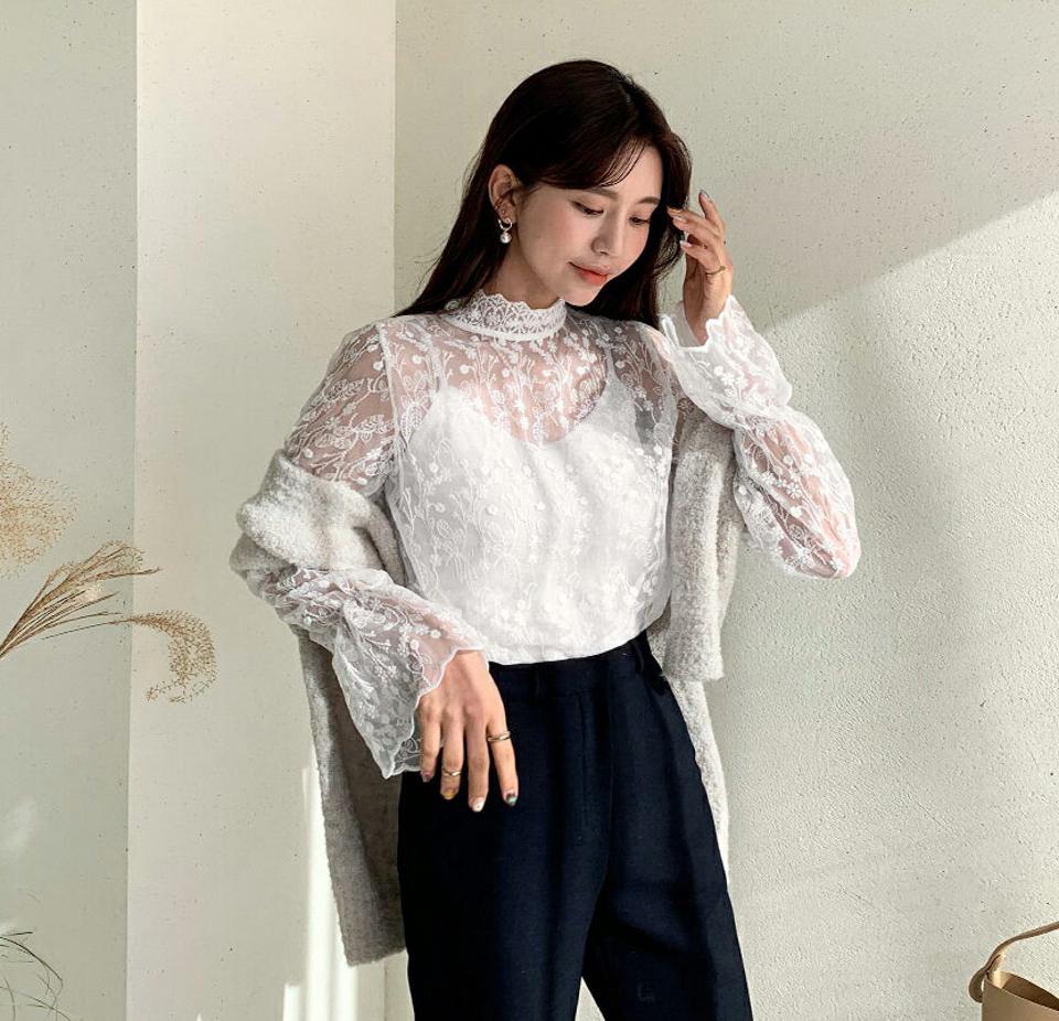 シアーレースブラウス・全2色・b56393 レディース 【bl】【韓国 ファッション トップス ブラウス 長袖 パフスリーブ モックネック ハーフネック レースネック シースルー 透ける メッシュ シアー 花柄 レイヤード カジュアル 秋 冬】【STYLE】