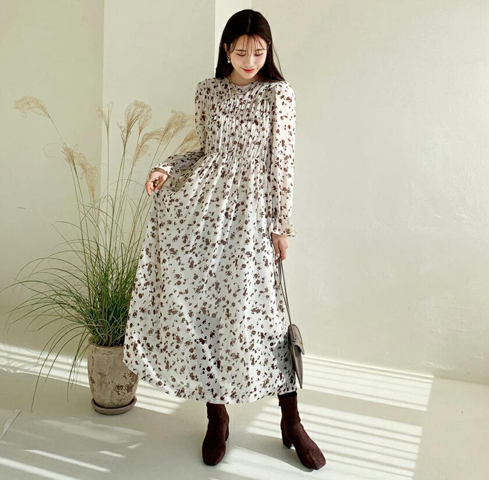 花柄ロングワンピース・全3色・t56410 レディース 【ops】【韓国 ファッション ワンピース ロング ラウンドネック 長袖 パフスリーブ フレア Aライン 花柄 シフォン 揺れる 揺れ感 大人 カジュアル 秋 冬】【STYLE】