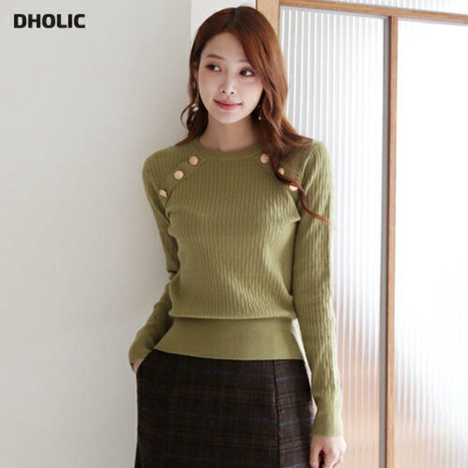 【只今10%OFF】ゴールドボタンリブニット・全4色・b65626 レディース 【tops】【トップス ニット ニットトップス 長袖 ゴールドボタン 単色 無地 シンプル リブ リブニット カジュアル 大人 上品 秋 冬 韓国 ファッション】【ハイホリHIHOLLI】