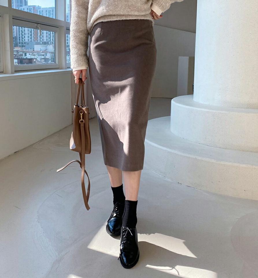 バックスリットスカート・全3色・b56446 レディース 【sk】【韓国 ファッション ボトムス スカート ロング Hライン タイト スリム 細身 ペンシルスカート ミモレスカート 無地 大人 ベーシック シンプル カジュアル 秋 冬】【STYLE】