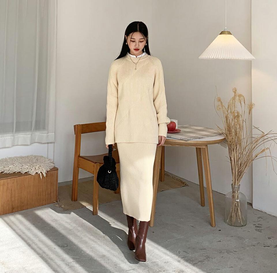 ラウンドラグランニット&リブスカートSET・全2色・b62291 レディース 【ops】【韓国 ファッション セットアップ トップス ニット 長袖 ロングスリーブ ルーズ ゆったり 体型カバー リブニット スカート ロング Hライン ミモレ スリム カジュアル 秋 冬】