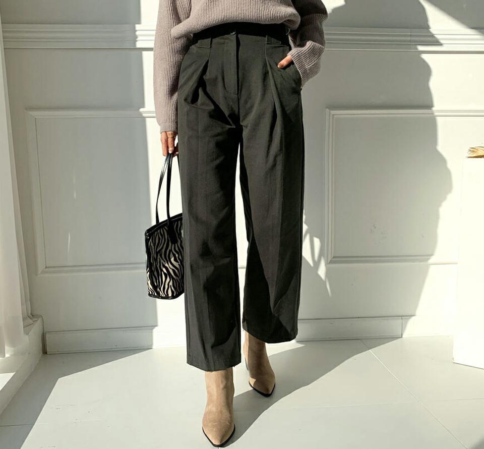 タックワイドパンツ・全2色・b65774 レディース 【pt】【パンツ ズボン ロングパンツ ワイドパンツ ワイド タック 単色 無地 シンプル 大人 タックパンツ きれいめ 秋 冬 韓国 ファッション】【ハイホリHIHOLLI】