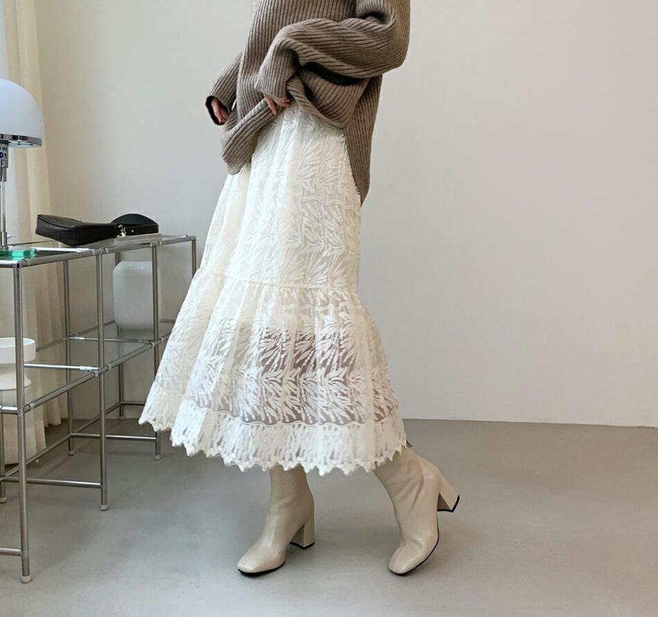 裏起毛刺繍レーススカート・全2色・b56485 レディース 【sk】【韓国 ファッション ボトムス スカート ロング Aライン フレア ウエストゴム 総レース オールレース 透け感 透ける シースルー シアー きれいめ カジュアル 秋 冬】