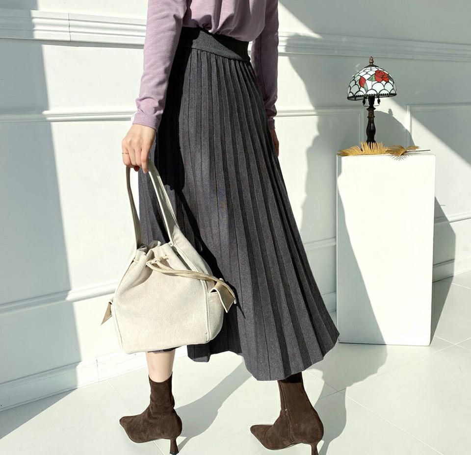 ボタンニットスカート・全2色・b65778 レディース 【sk】【スカート ロング ロングスカート ニット ニットスカート プリーツ プリーツスカート ウエストゴム 単色 シンプル シック 秋 冬 韓国 ファッション】【ハイホリHIHOLLI】