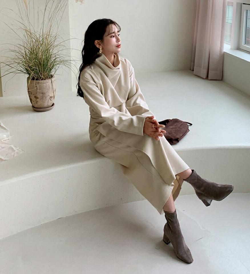 タートルネックワンピース・全2色・56476 レディース 【ops】【韓国 ファッション ワンピース ロング マキシ ハイネック 長袖 Hライン ラップワンピース 無地 ユニーク ルーズ 体型カバー カジュアル 秋 冬】