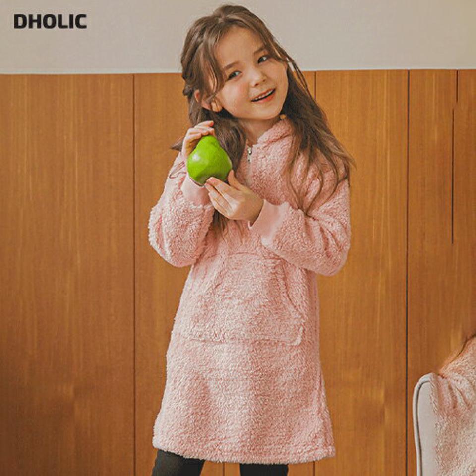 ハーフジップソフトワンピース・p009890 キッズ【3~8才】【ops】【ワンピース ミディ丈 ミディワンピース 長袖 フリース 単色 無地 シンプル カジュアル ジップアップ 女の子 秋 冬 韓国 韓国子供服 子供 こども 子供服 こども服】【KIDS】