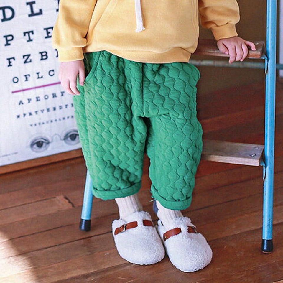 【キッズ30%OFF】2TYPEキルティングパンツ・p010411 キッズ【3~8才】【pt】【パンツ ズボン ロングパンツ 長ズボン チェック柄 ギンガムチェック キルト キルティング かわいい 単色 カジュアル 女の子 男の子 秋 冬 韓国 韓国子供服 子供 こども 子供服 こども服】【KIDS】