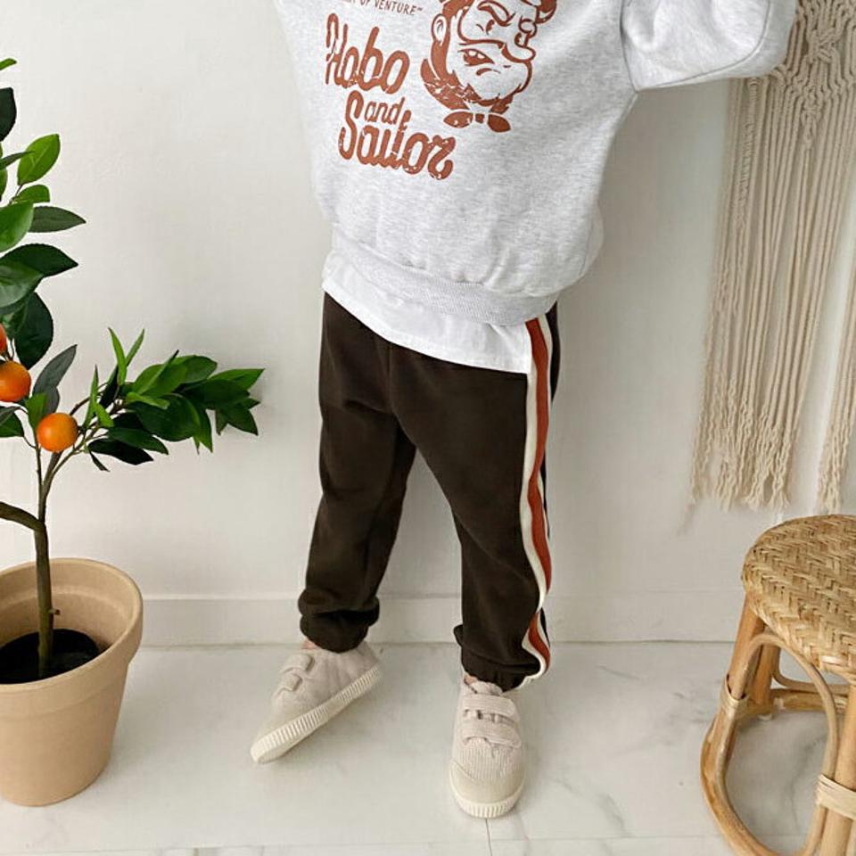 ファー裏地ライン配色パンツ・p009551 キッズ【3~8才】【pt】【パンツ ズボン ロングパンツ 長ズボン ファー サイドライン カジュアル ラフ 女の子 男の子 冬 韓国 韓国子供服 子供 こども 子供服 こども服】【KIDS】