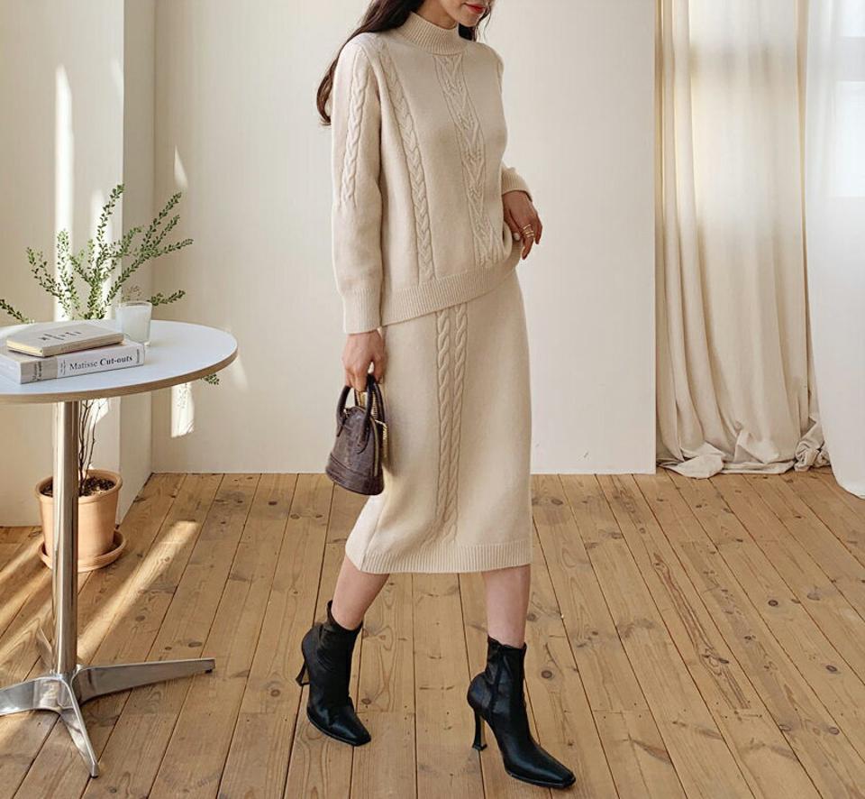 【全品10%OFF】ツイストニット&スカートSET・全2色・e64658 レディース 【ops】【韓国 ファッション セットアップ ニット ハーフネック モックネック 長袖 ケーブルニット スカート ロング ミモレ Hライン スリム 細身 タイトスカート ペンシルスカート 秋 冬】