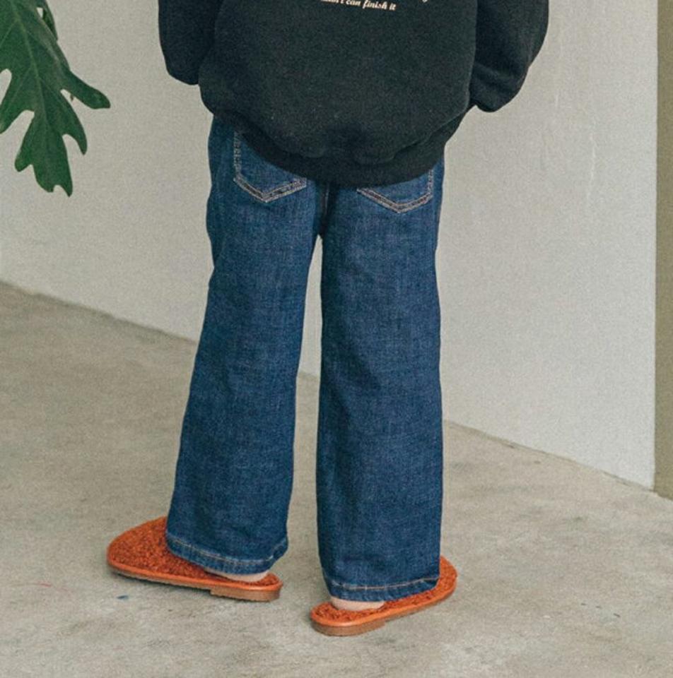 【キッズ30%OFF】裏起毛刺繍ロゴデニムパンツ(kids)・u10459 キッズ【3~8才】【pt】【デニム パンツ ズボン ロングパンツ 長ズボン ロゴ 刺繍 裏起毛 シンプル カジュアル ラフ 女の子 男の子 冬 韓国 韓国子供服 子供 こども 子供服 こども服】【KIDS】