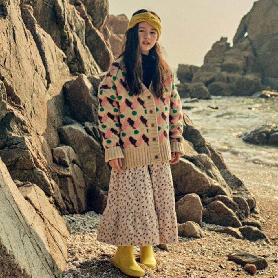 【キッズ30%OFF】刺繍パッチ花柄コーデュロイスカート・u10243 キッズ【3~8才】【sk】【スカート ロング ロングスカート 花柄 フラワー パッチ 刺繍 可愛い かわいい コーデュロイ 女の子 秋 冬 韓国 韓国子供服 子供 こども 子供服 こども服】【KIDS】