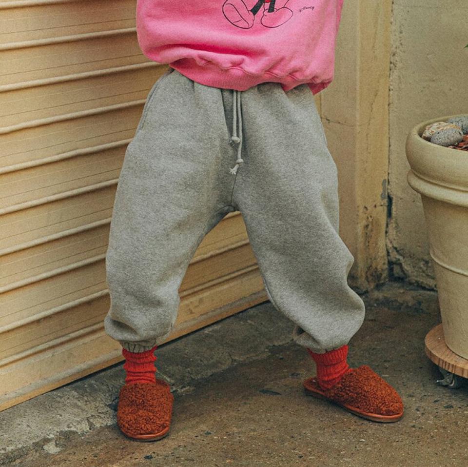 【キッズ30%OFF】裏起毛ジョガーパンツ(kids)・u10444 キッズ【3~8才】【pt】【ジョガーパンツ パンツ ズボン ロングパンツ 長ズボン 裏起毛 単色 無地 シンプル ラフ カジュアル 女の子 男の子 冬 韓国 韓国子供服 子供 こども 子供服 こども服】【KIDS】