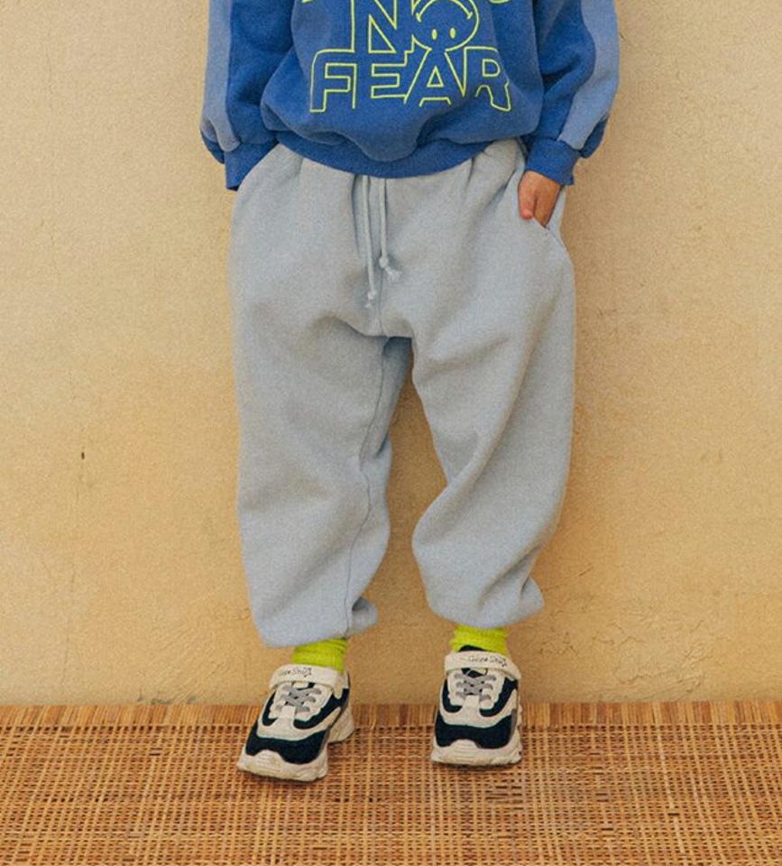 【キッズ30%OFF】裏起毛ジョガーパンツ(kids)・u10444 キッズ【3~8才】【pt】【ジョガーパンツ パンツ ズボン ロングパンツ 長ズボン 裏起毛 単色 無地 シンプル ラフ カジュアル 女の子 男の子 冬 韓国 韓国子供服 子供 こども 子供服 こども服】【KIDS】