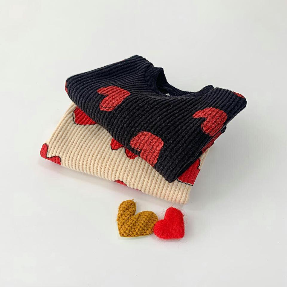 【キッズ30%OFF】起毛ハートパターンTシャツ・u10435 キッズ【3~8才】【tops】【トップス Tシャツ 長袖 ハート 柄 起毛 可愛い かわいい ガーリー 女の子 男の子 秋 冬 韓国 韓国子供服 子供 こども 子供服 こども服】【KIDS】