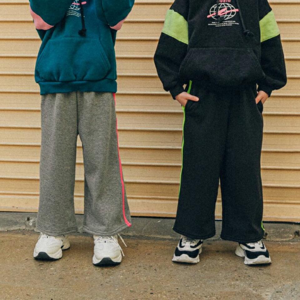 【キッズ30%OFF】裏起毛ラインワイドパンツ(kids)・u10447 キッズ【3~8才】【pt】【パンツ ズボン ロングパンツ 長ズボン　ワイドパンツ ワイド 裏起毛 ライン カジュアル ラフ 女の子 男の子 冬 韓国 韓国子供服 子供 こども 子供服 こども服】【KIDS】