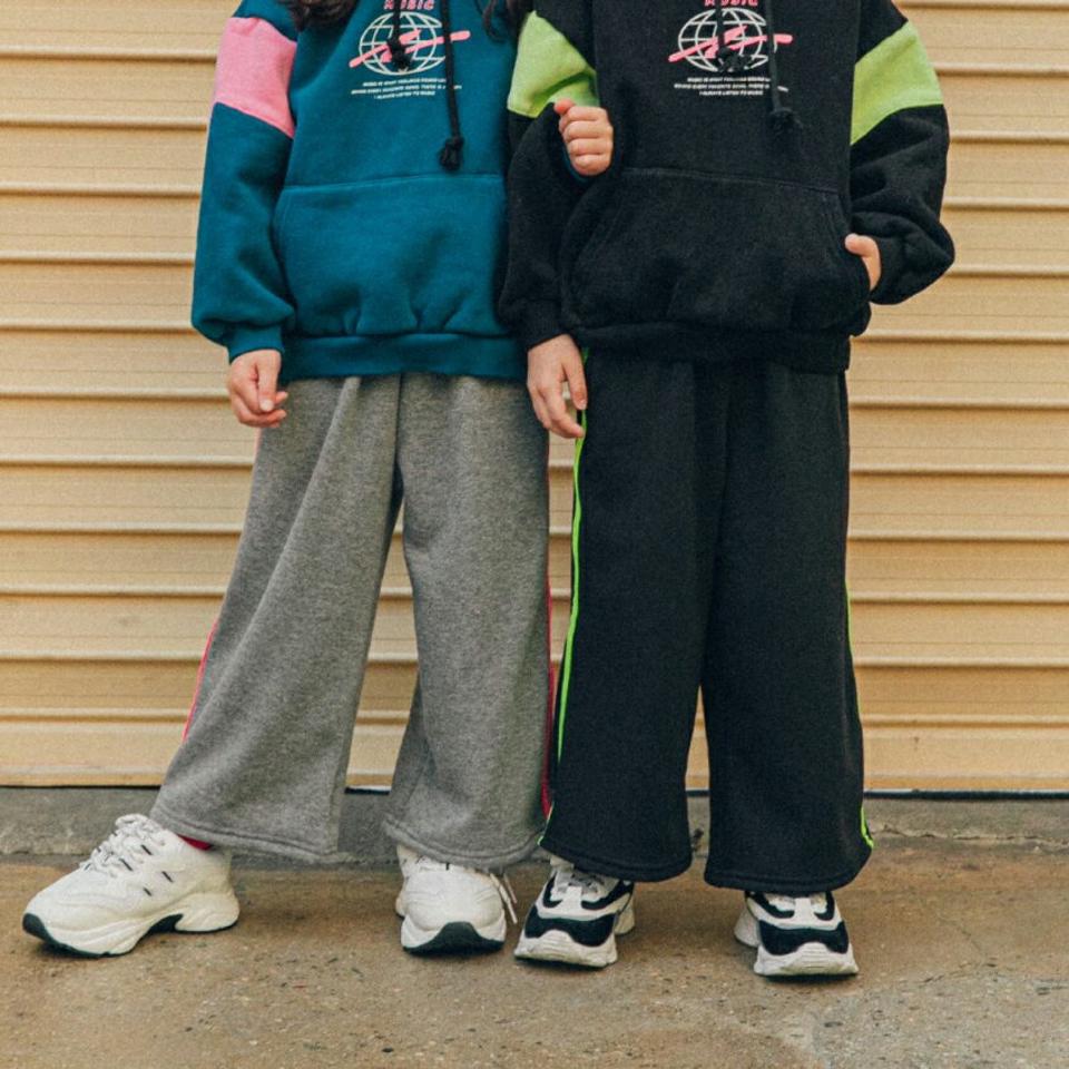 【キッズ30%OFF】裏起毛ラインワイドパンツ(kids)・u10447 キッズ【3~8才】【pt】【パンツ ズボン ロングパンツ 長ズボン　ワイドパンツ ワイド 裏起毛 ライン カジュアル ラフ 女の子 男の子 冬 韓国 韓国子供服 子供 こども 子供服 こども服】【KIDS】