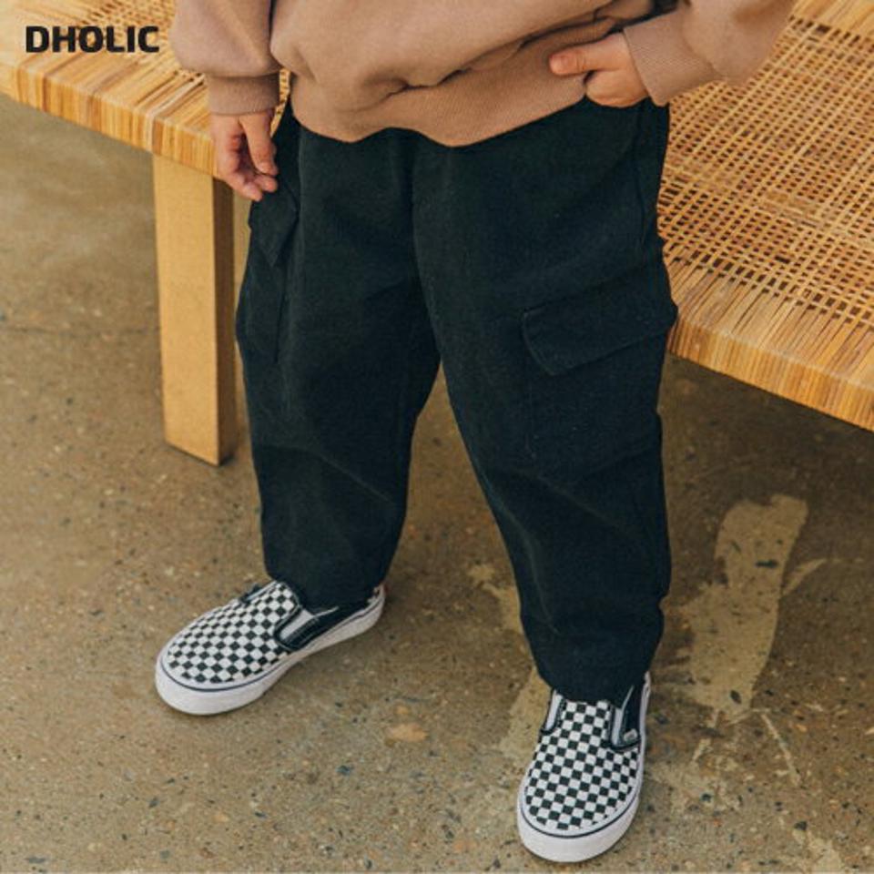 【キッズ30%OFF】裏起毛ボタンヘムカーゴパンツ(kids)・u10332 キッズ【3~8才】【pt】【パンツ ズボン ロングパンツ 長ズボン カーゴパンツ カーゴ 単色 無地 シンプル カジュアル 裏起毛 女の子 男の子 冬 韓国 韓国子供服 子供 こども 子供服 こども服】【KIDS】