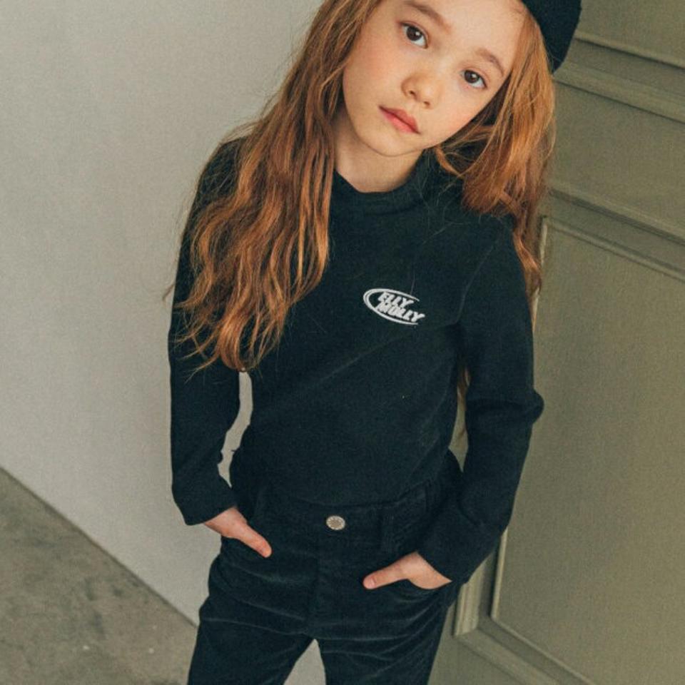 【キッズ30%OFF】裏起毛オーバルロゴTシャツ(KIDS)・u10445 キッズ【3~8才】【tops】【トップス Tシャツ 長袖 ロンT 無地 シンプル カジュアル ロゴ ロゴT 裏起毛 ラフ 女の子 男の子 冬 韓国 韓国子供服 子供 こども 子供服 こども服】【KIDS】