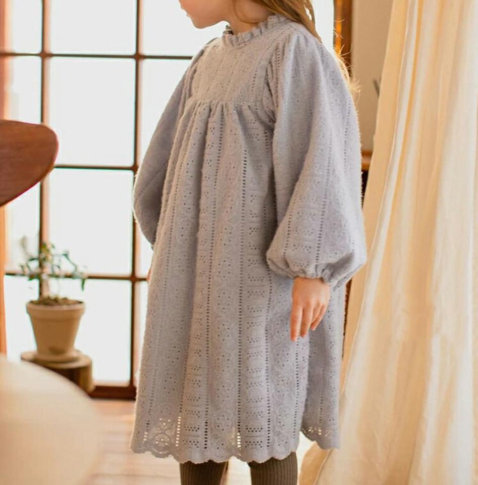 【キッズ30%OFF】パンチングフリルワンピース・u10277 キッズ【3~8才】【ops】【ワンピース ミディ丈 ミディワンピース 長袖 フリル パンチング 可愛い かわいい 女の子 秋 冬 韓国 韓国子供服 子供 こども 子供服 こども服】【KIDS】