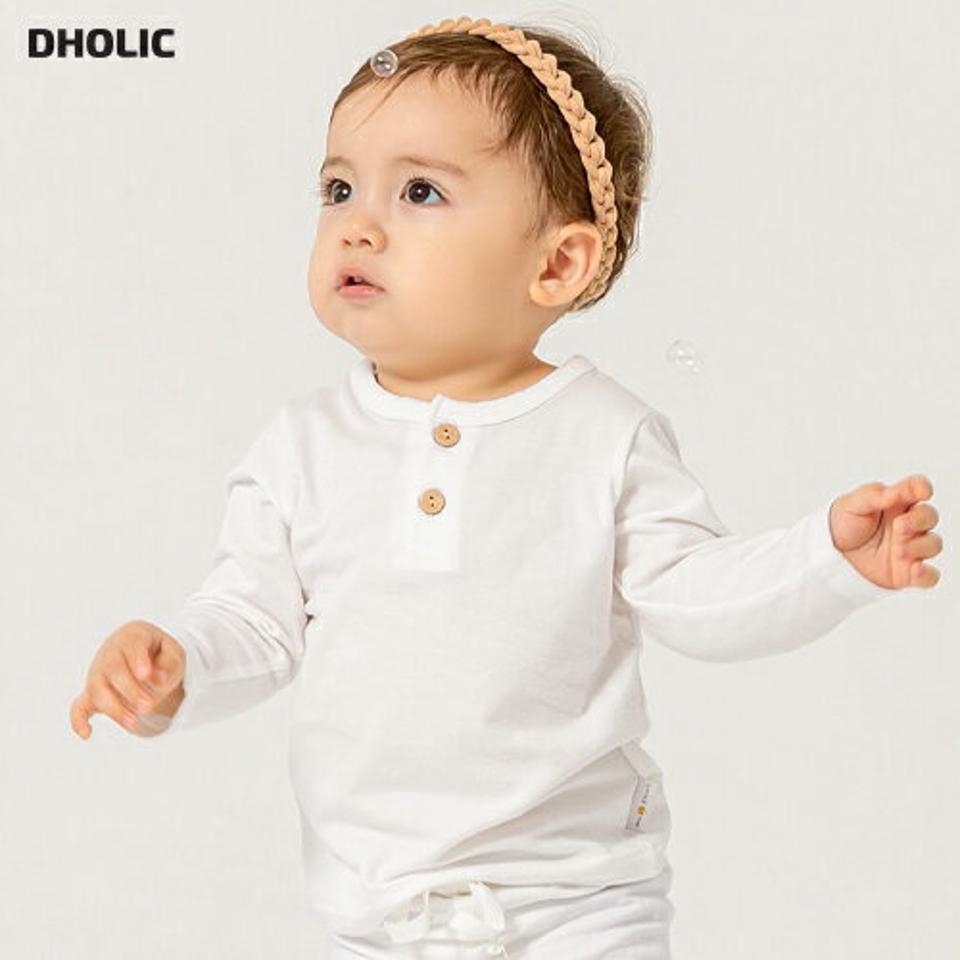 ツーボタン長袖Tシャツ(white)・p009007 キッズ【0~2才】【tops】【トップス Tシャツ 長袖 ボタン 単色 無地 シンプル カジュアル ラフ 女の子 男の子 秋 冬 韓国 韓国子供服 子供 こども 子供服 こども服】【KIDS】