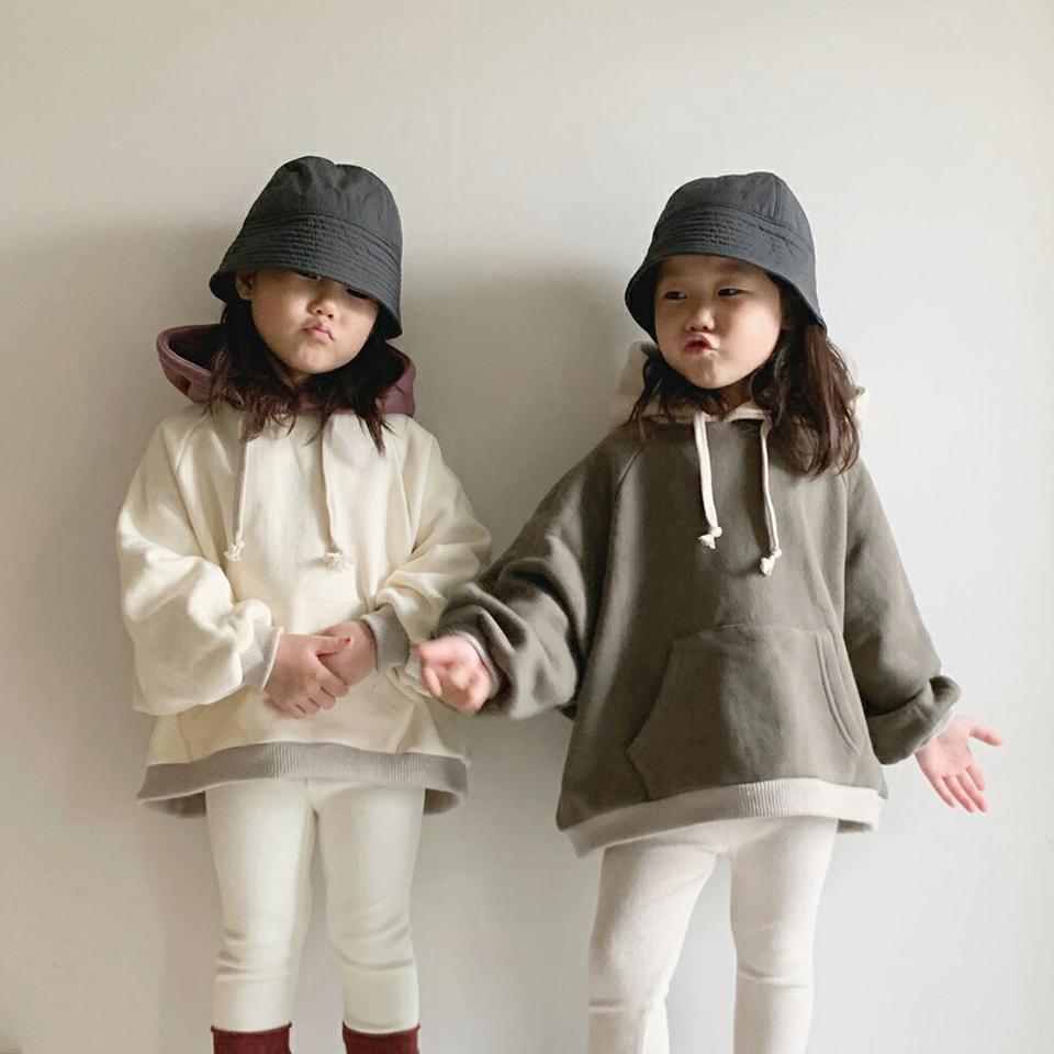 【キッズ30%OFF】裏起毛コットンフーディ(junior)・u10131 キッズ 【9~17才】【tops】【韓国 ファッション トップス スウェット トレーナー Tシャツ パーカー 長袖 ルーズ 配色 女の子 男の子 ユニセックス キッズ 子供 こども 子供服 通学 小学生 ジュニア 秋 冬】【KIDS】