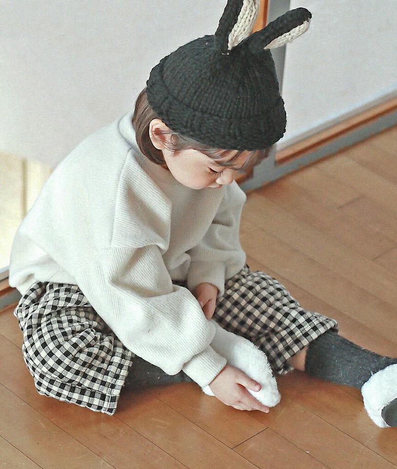 起毛スウェット&キルティングパンツ上下SET・p010397 キッズ 【3~8才】【SET】【韓国 ファッション セットアップ トレーナー Tシャツ カットソー 長袖 パンツ ロング キルト 女の子 男の子 キッズ 子供 子供服 幼稚園 通学 通園 低学年 秋 冬】【KIDS】【WS】