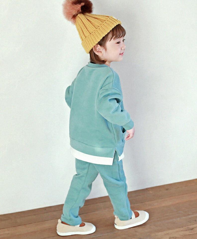 【キッズ30%OFF】両起毛パッチポケットスウェット上下SET・p010382 キッズ 【3~8才】【SET】【韓国 ファッション セットアップ スウェット トレーナー Tシャツ カットソー 長袖 パンツ ロング アウトドア 運動 キッズ 子供 子供服 幼稚園 通学 通園 低学年 秋 冬】【KIDS】